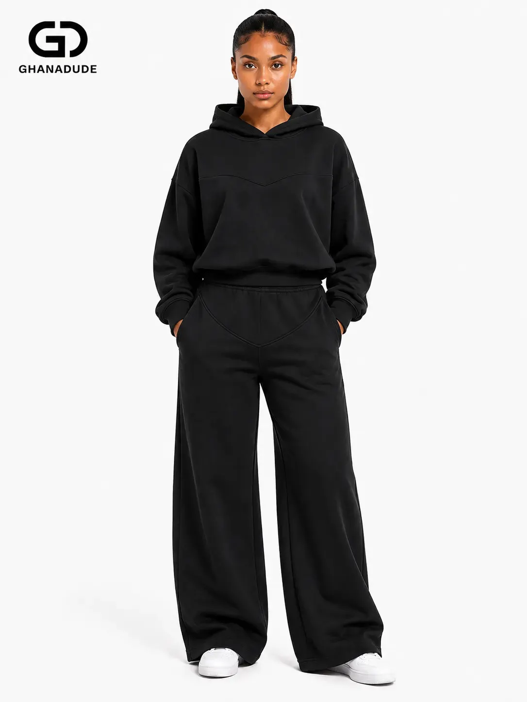 CROPPED HOODIE & BAGGY PANTS SET